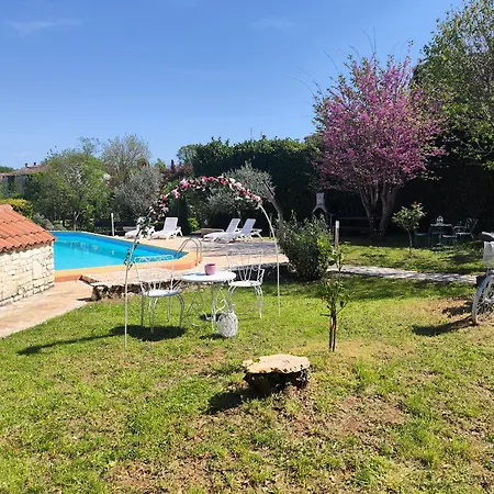 Poolside Compact Family Bella Rovinjsko Selo